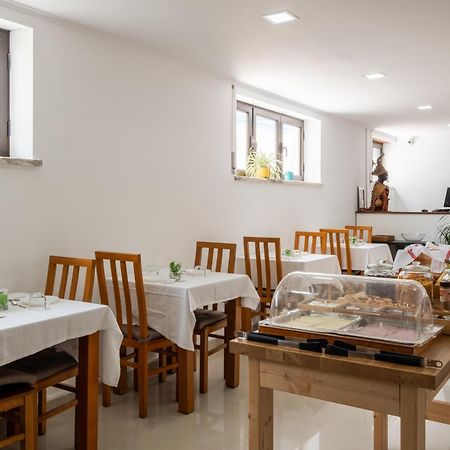 פניש West Side Guesthouse מראה חיצוני תמונה