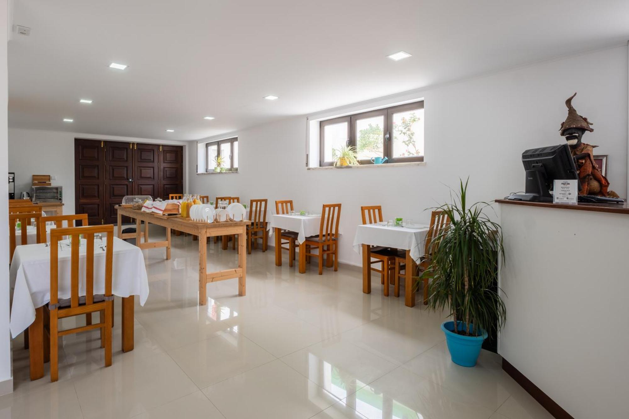 פניש West Side Guesthouse מראה חיצוני תמונה
