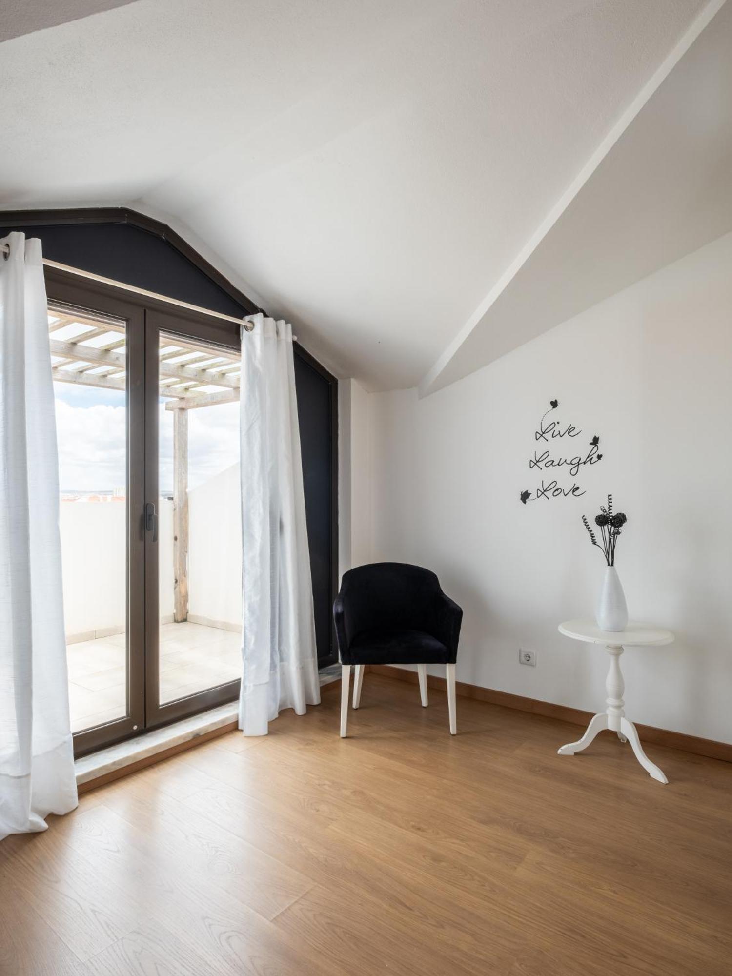 פניש West Side Guesthouse מראה חיצוני תמונה
