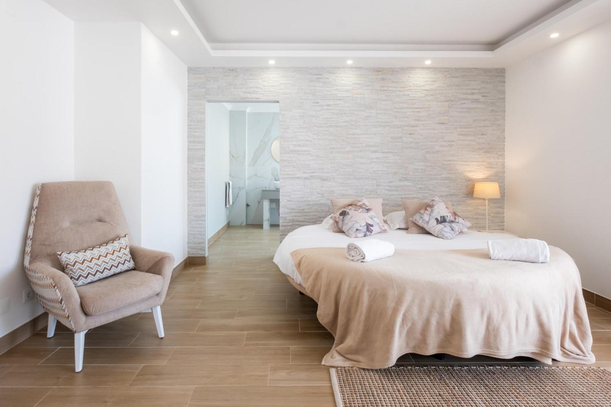 פניש West Side Guesthouse מראה חיצוני תמונה