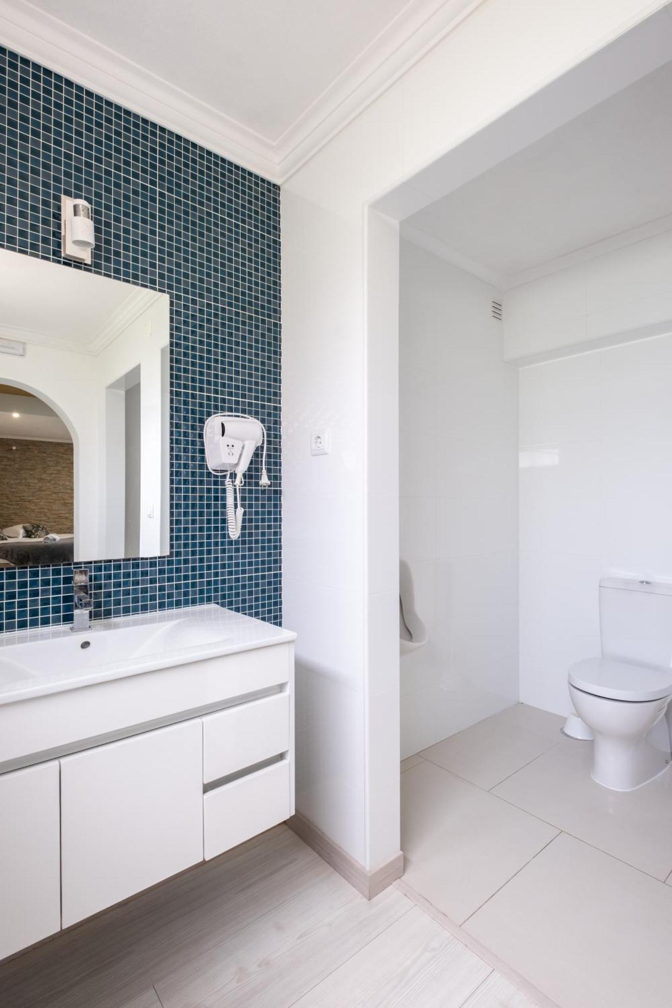 פניש West Side Guesthouse מראה חיצוני תמונה