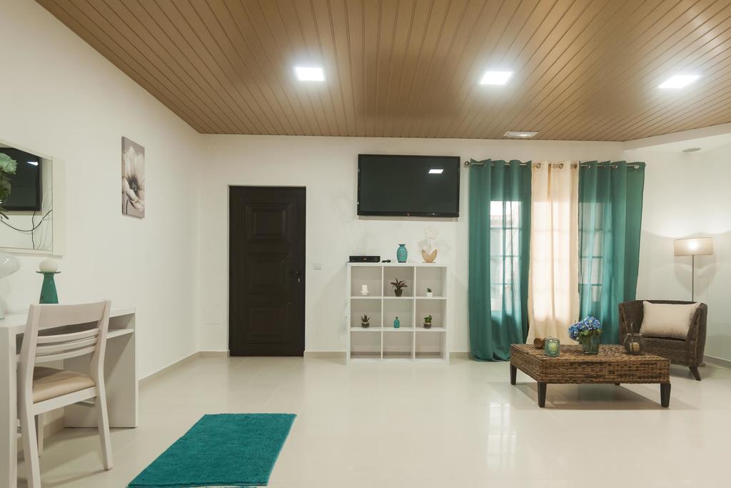 פניש West Side Guesthouse מראה חיצוני תמונה